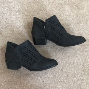 Black Booties